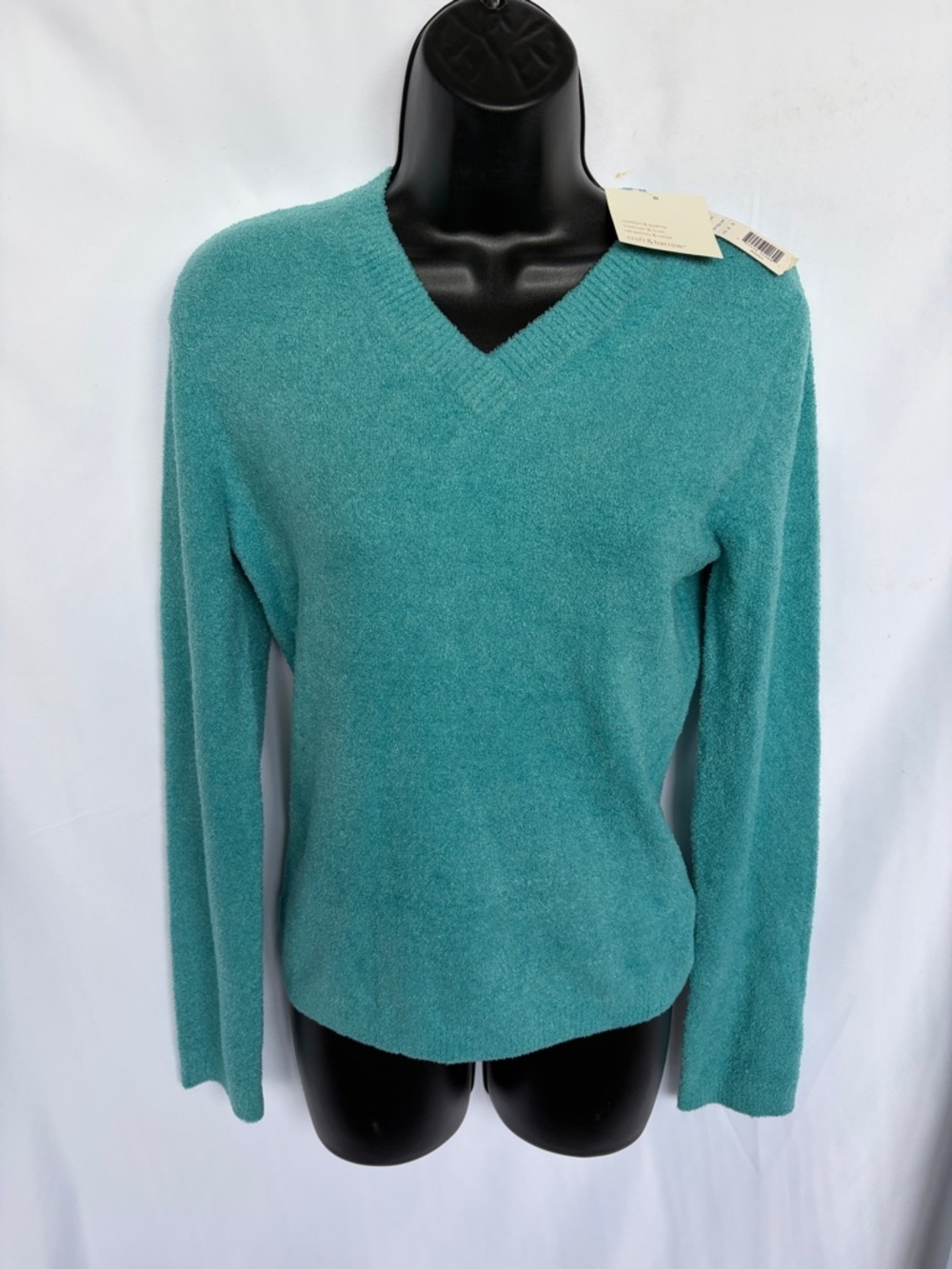 NEW Croft & Barrow Vneck Sweater S Teal super soft Long Sleeve, 19” PTP, 23” L